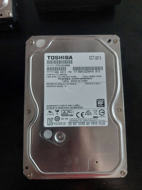 DT01ACA050 TOSHIBA 500GB 7.2K 3G SATA 32MB HDD merevlemez