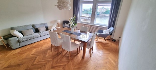 DUNÁRA PANORÁMÁS luxus 3 szobás lakás