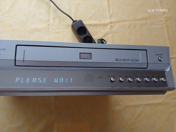 DVD VHS recorder felvev / LG RC7300 / hibs