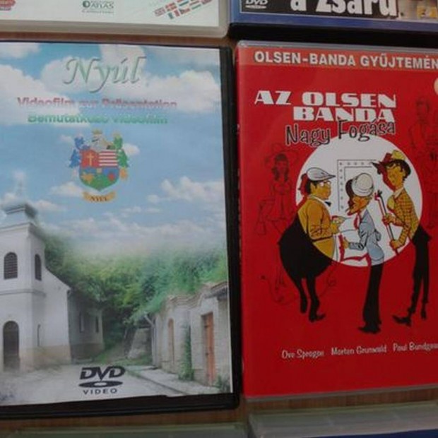 DVD s VHS kazetta csomag elad