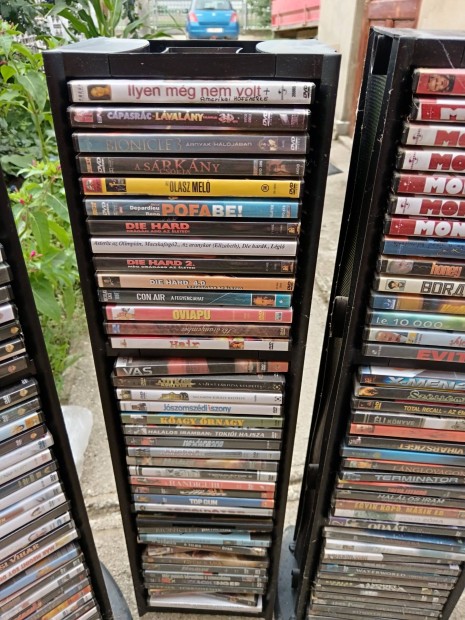 DVD lemezek sok darab