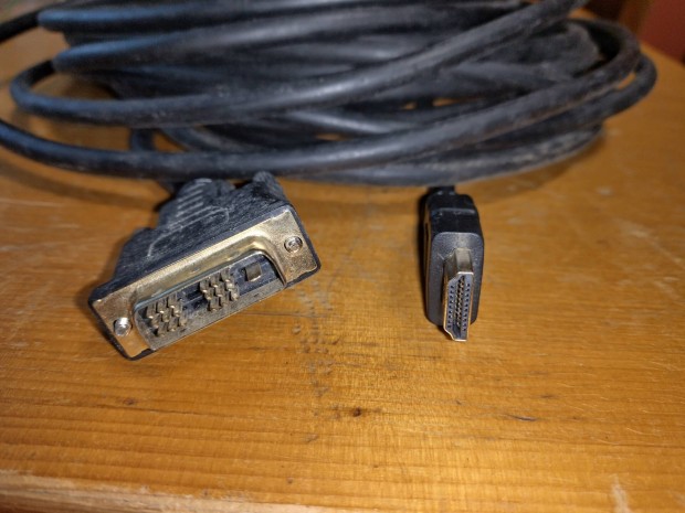 DVI-HDMI talakt kbel 10m