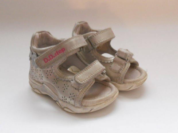 D.D.step AC64-176 - ezüst kislány szandál gyerekcipő babacipő 20-as