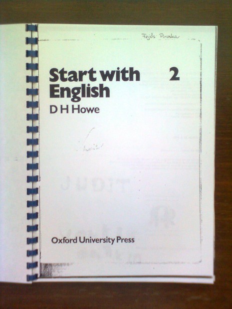 D H Howe: Start with english 2 (angol nyelvknyv)