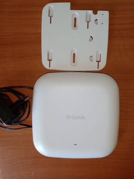 D-Link DAP-2660 AC1200 Ktcsatorns PoE AP WiFi Router