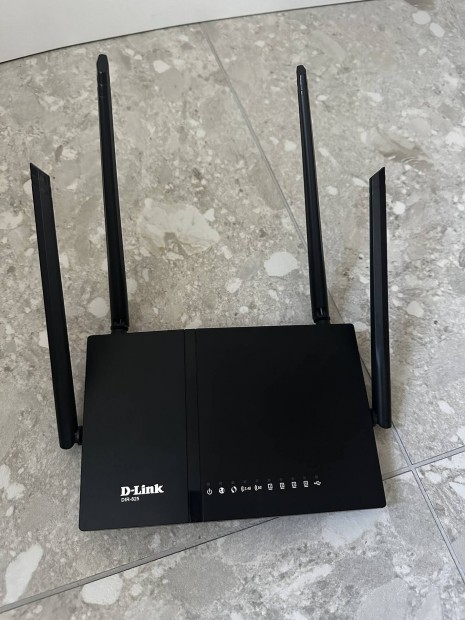 D-Link DIR 825 DIR-825 Dualband WiFi router