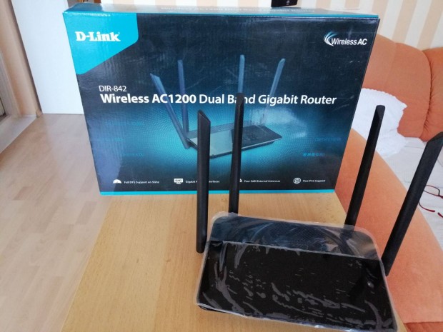 D-Link DIR-842 Wireless AC1200 Dual Band Gigabit Router
