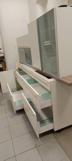 Dänküchen variálható Soft-Close konyha gépekkel