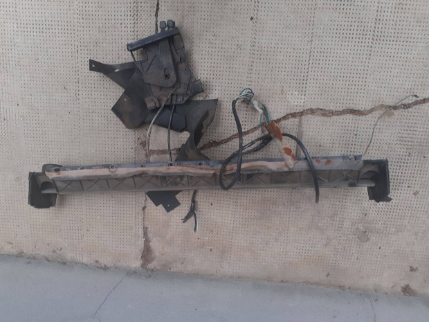 Dacia 1300 1310 f�t�s konzol