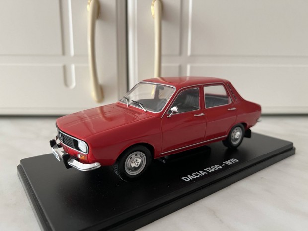 Dacia 1300 Hachette 1/24 1:24 fm aut modell