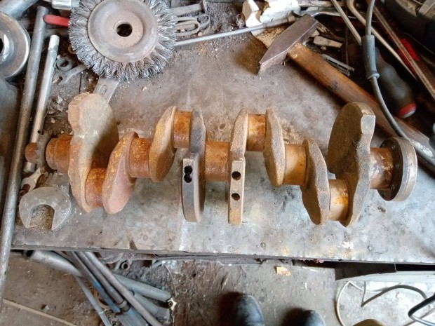 Dacia 1310-es f�tengely alapm�ret� 1985