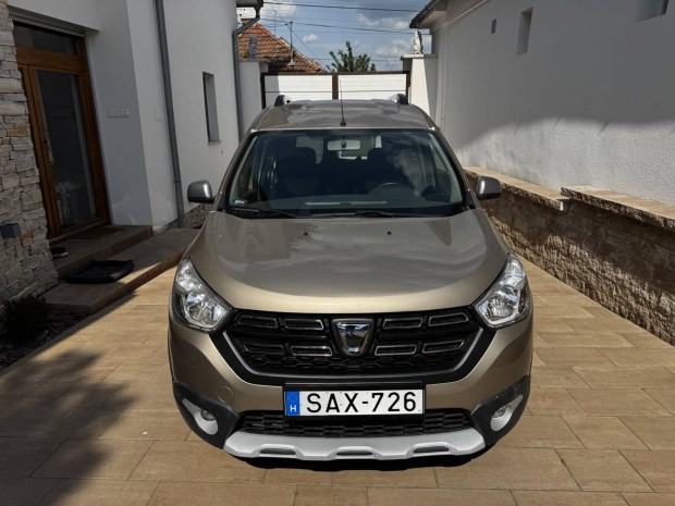 Dacia Dokker 1.3 TCe Stepway S&S Végig Szakszer...