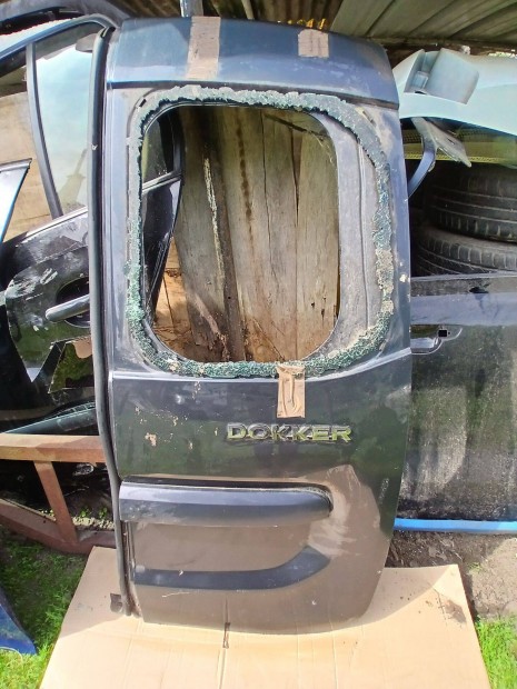 Dacia Dokker csomagtérajtó