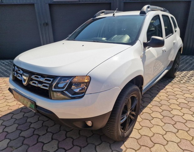 Dacia Duster 1.6 Access Klíma. RADAR. .Szkönyv....