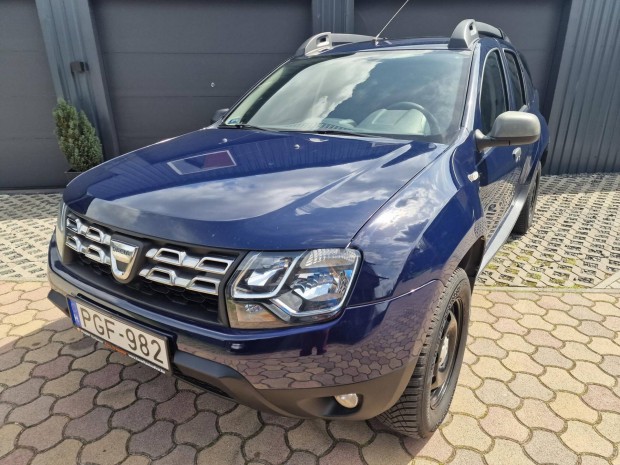 Dacia Duster 1.6 Cool Hazai Új Vásárlás (Császá...