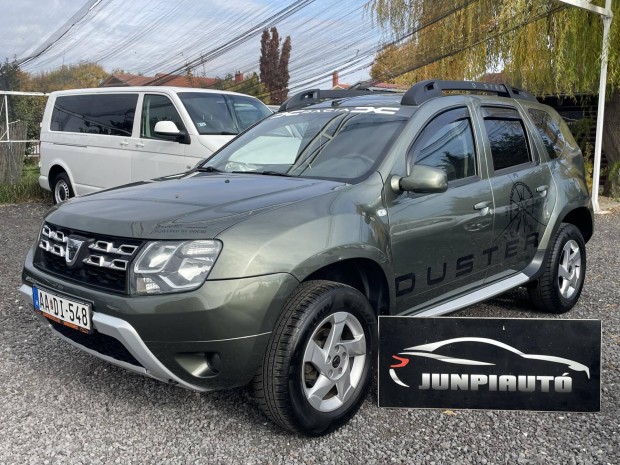 Dacia Duster 1.6 Egyedi színű vonóhorgos városi...
