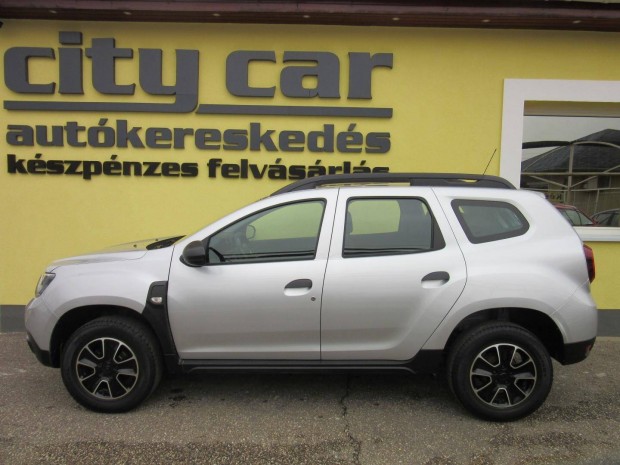 Dacia Duster 1.6 SCe Essential 74 Ezer Km ! Nav...