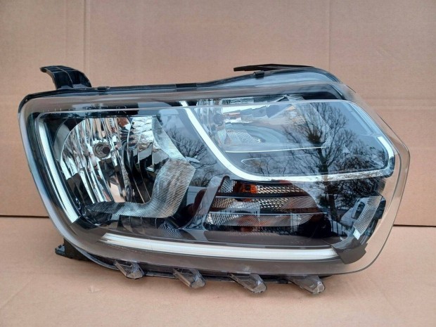 Dacia Duster 2 jobb led menetfényes fényszóró lámpa 2018-