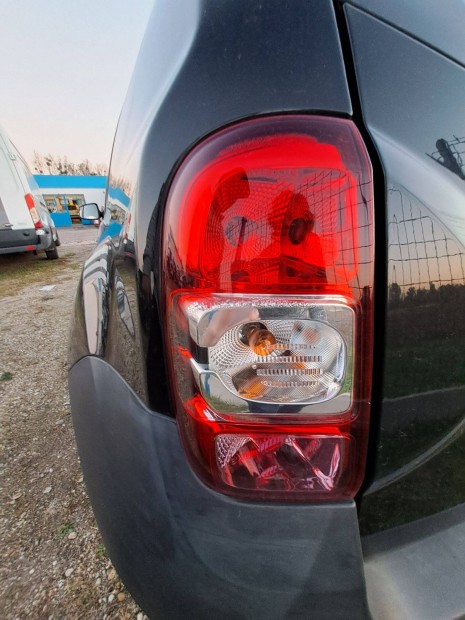 Dacia Duster I. 2015 Facelift1.5 Dci diesel 66kW, bal hátsó lámpa