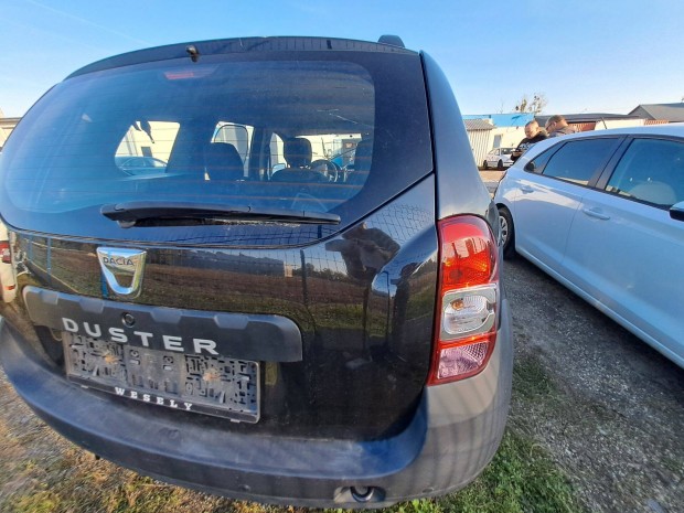 Dacia Duster I. 2015 Facelift1.5 Dci hátsó lámpák egyben