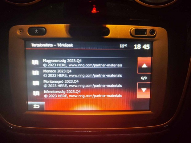 Dacia Duster Medianav navigci trkp csomag