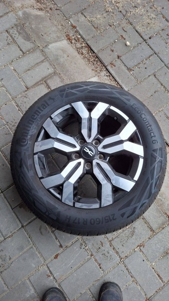 Dacia Duster alufelni gumival