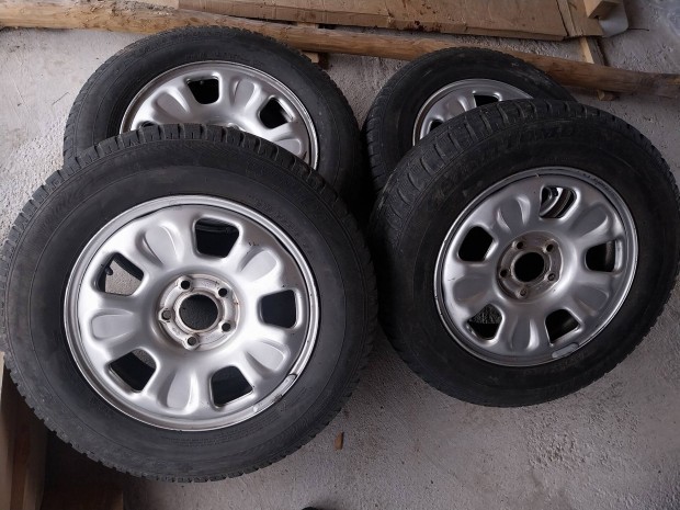 Dacia Duster felni aclfelni 16" 5x114.3 