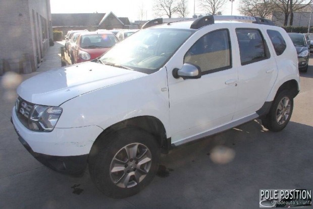 Dacia Duster jobb els ajt