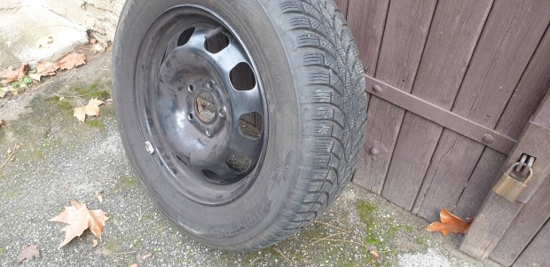 Dacia Duster tli gumi szett lemez felnivel elad