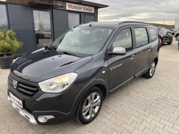 Dacia Lodgy 1.2 TCe Celebration EURO6 Stepway.N...