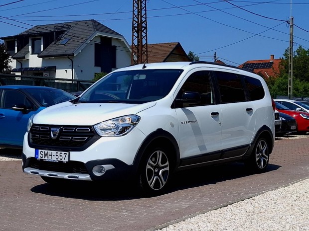 Dacia Lodgy 1.5 Blue dCi 15th Celebration (7 sz...