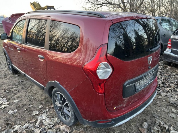 Dacia Lodgy 1.5 Blue dCi Stepway (7 szem�lyes )
