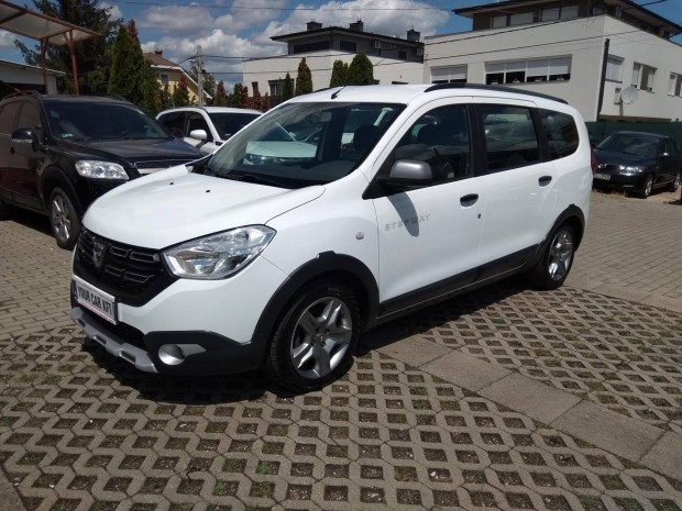Dacia Lodgy 1.5 Blue dCi Stepway (7 személyes )