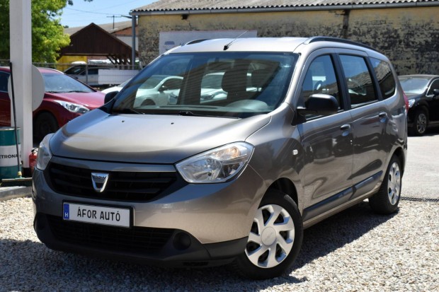 Dacia Lodgy 1.6 Arctic Navi - Klíma - RADAR - Ü...