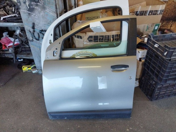 Dacia Lodgy / Dokker bal els ajt kompletten