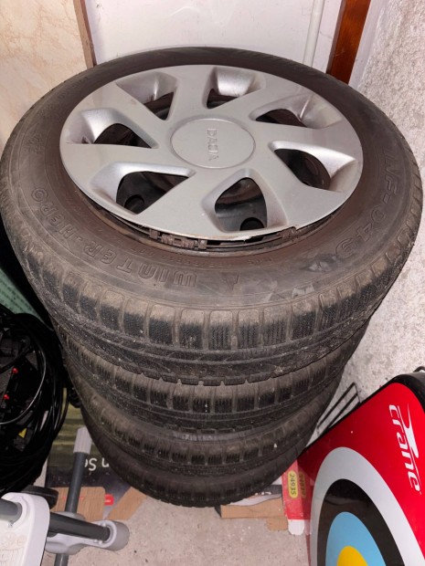 Dacia Logan II/Renault Clio teli szerelt kerek es nyari gumiabroncs