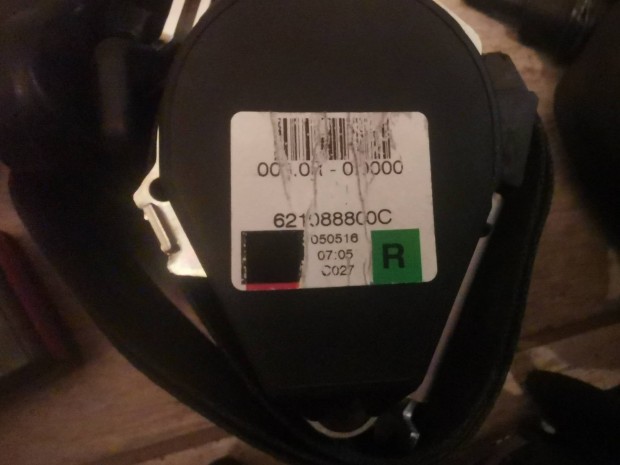 Dacia Logan II /Renault Clio IV biztons�gi �v / �vfeszit�k