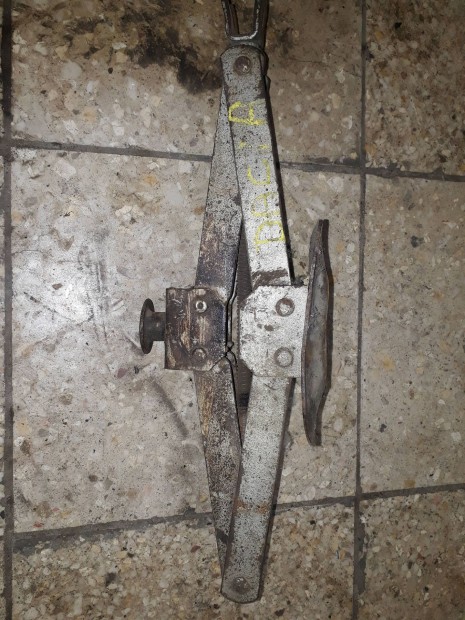 Dacia Logan I Emel�