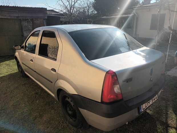 Dacia Logan Sedan elad