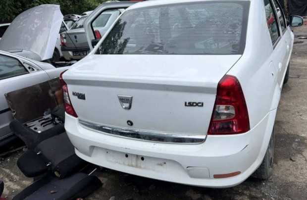 Dacia Logan Sedan facelift csomagtr ajt 2009-