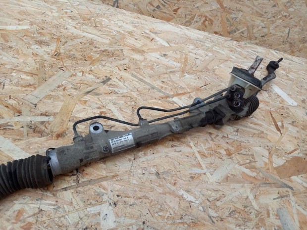 Dacia Logan (2004-2010) Korm�nym�