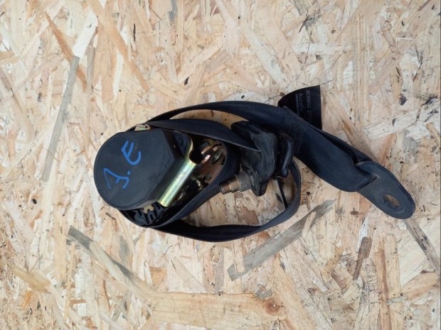 Dacia Logan (2004-2010)  Jobb Els� Biztons�gi �v