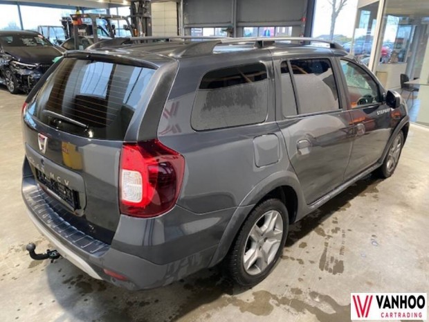 Dacia Logan mcv alkatrész kasztni elem ajtó sárvédő