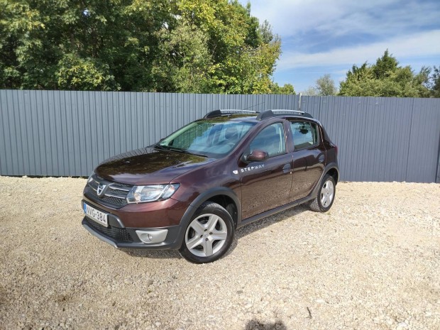 Dacia Sandero 0.9 TCe Stepway Arctic EURO6 Végi...