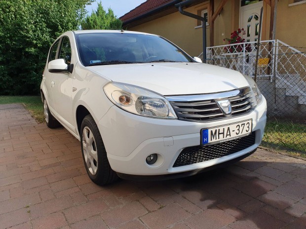 Dacia Sandero 1.2 51000 km, klima!