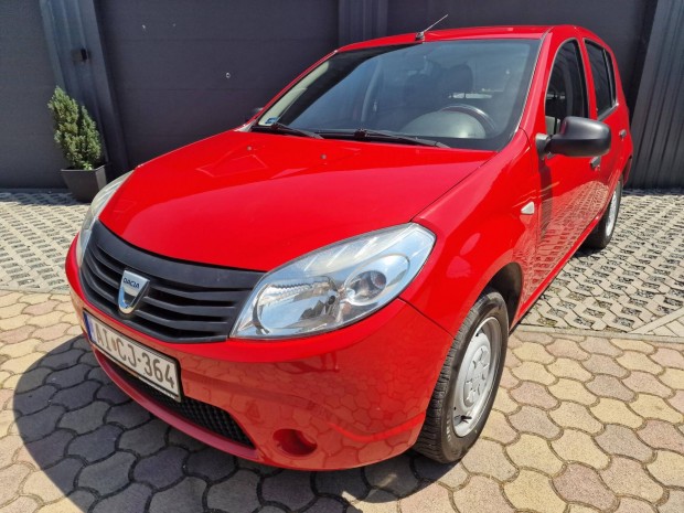 Dacia Sandero 1.2 Access Nagyon Megkmlt s z...