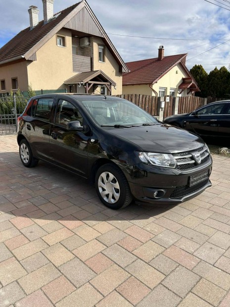 Dacia Sandero 1.2 Arctic Garant�lt 93500km! V�g...