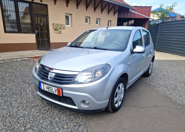 Dacia Sandero 1.4 Ambiance 115 ezer km - szerv...