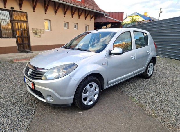 Dacia Sandero 1.4 Ambiance Friss műszakii -Klíma