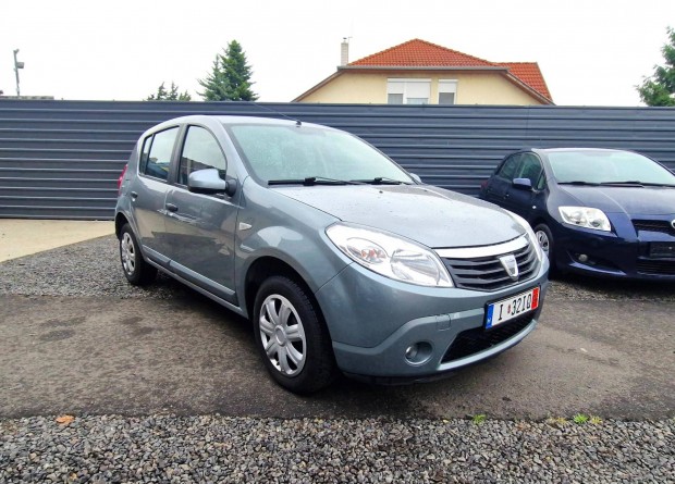 Dacia Sandero 1.6 Arctic Arctic Music 121ez. KM...